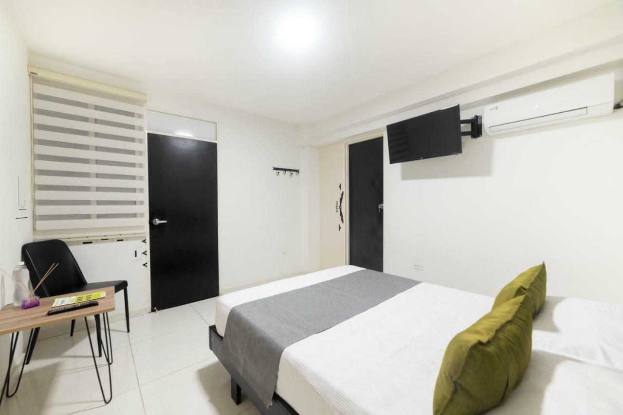 קאלי Hotel Green Park מראה חיצוני תמונה